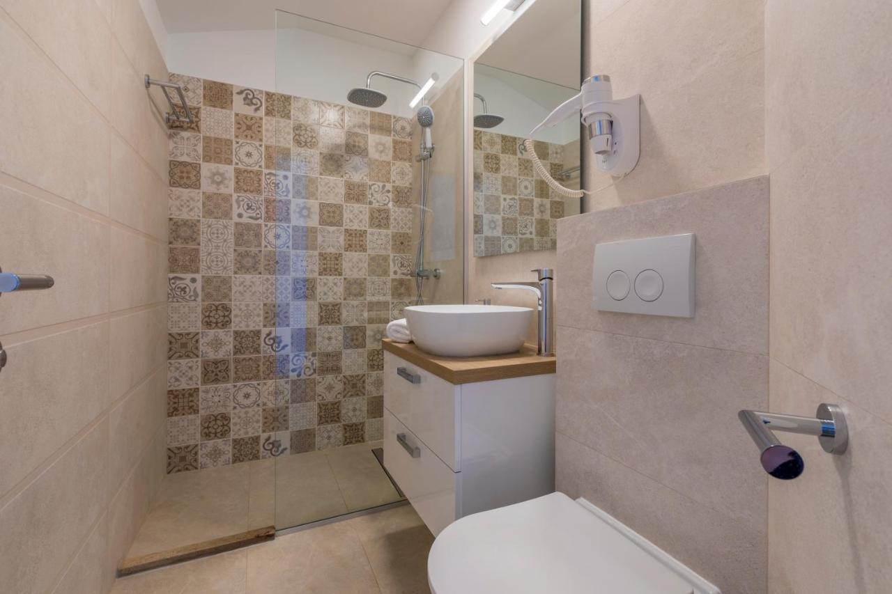 Palace Paulina Apartments نوفي فينودولسكي المظهر الخارجي الصورة