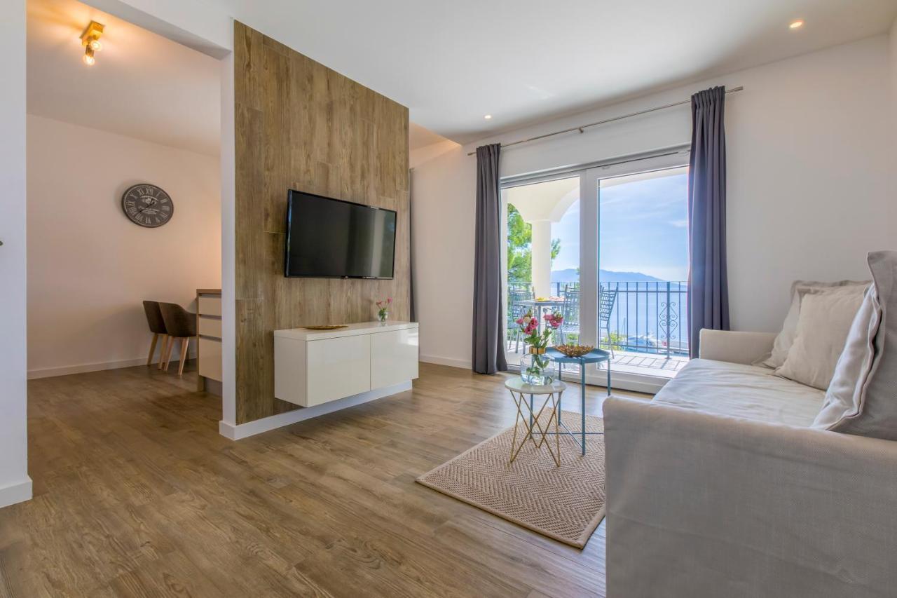 Palace Paulina Apartments نوفي فينودولسكي المظهر الخارجي الصورة